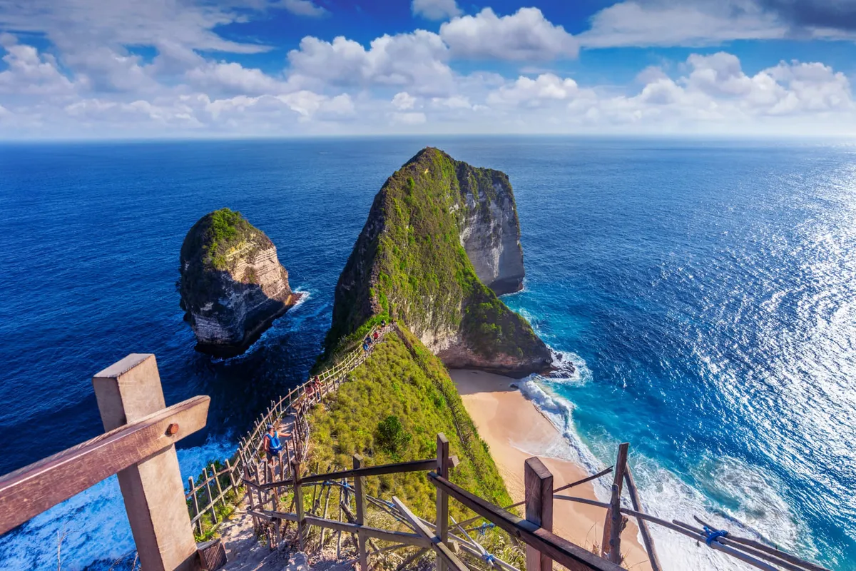Nusa Penida rock